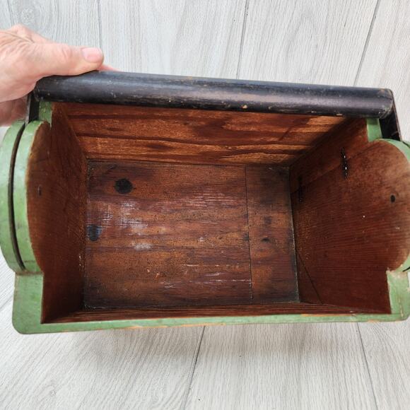 Vtg 1947 Wooden Box 12" X 9"x7" Green Carry All "Cold War Era" Tool Caddy Handle - Picture 6 of 16